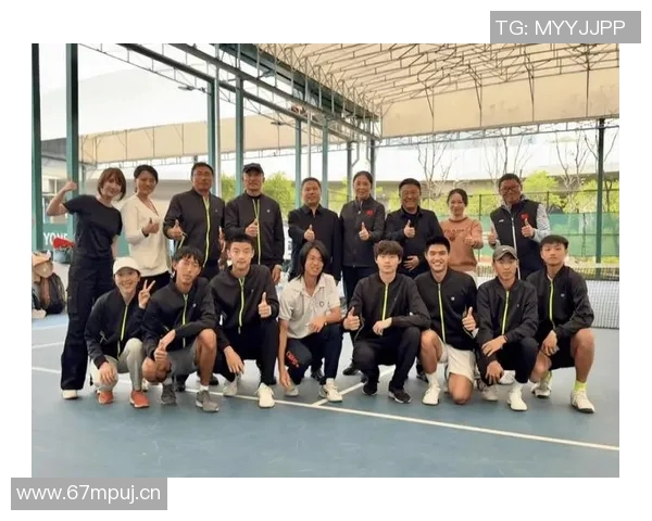 武汉网球队与重庆网球队赛后技术分析与战术对比探讨